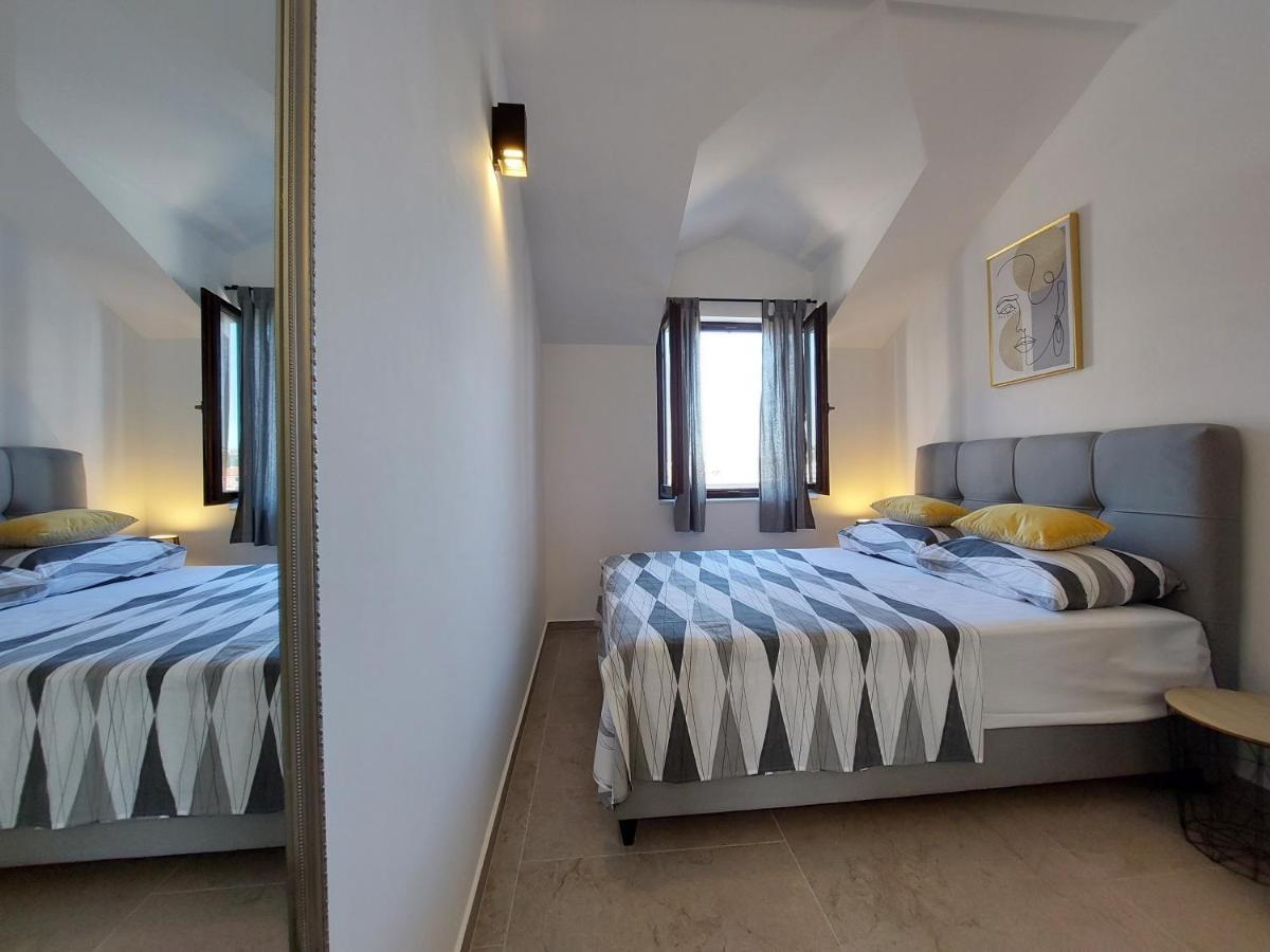 Apartments Lavanda - Free Parking And Grill Jezera Exterior photo