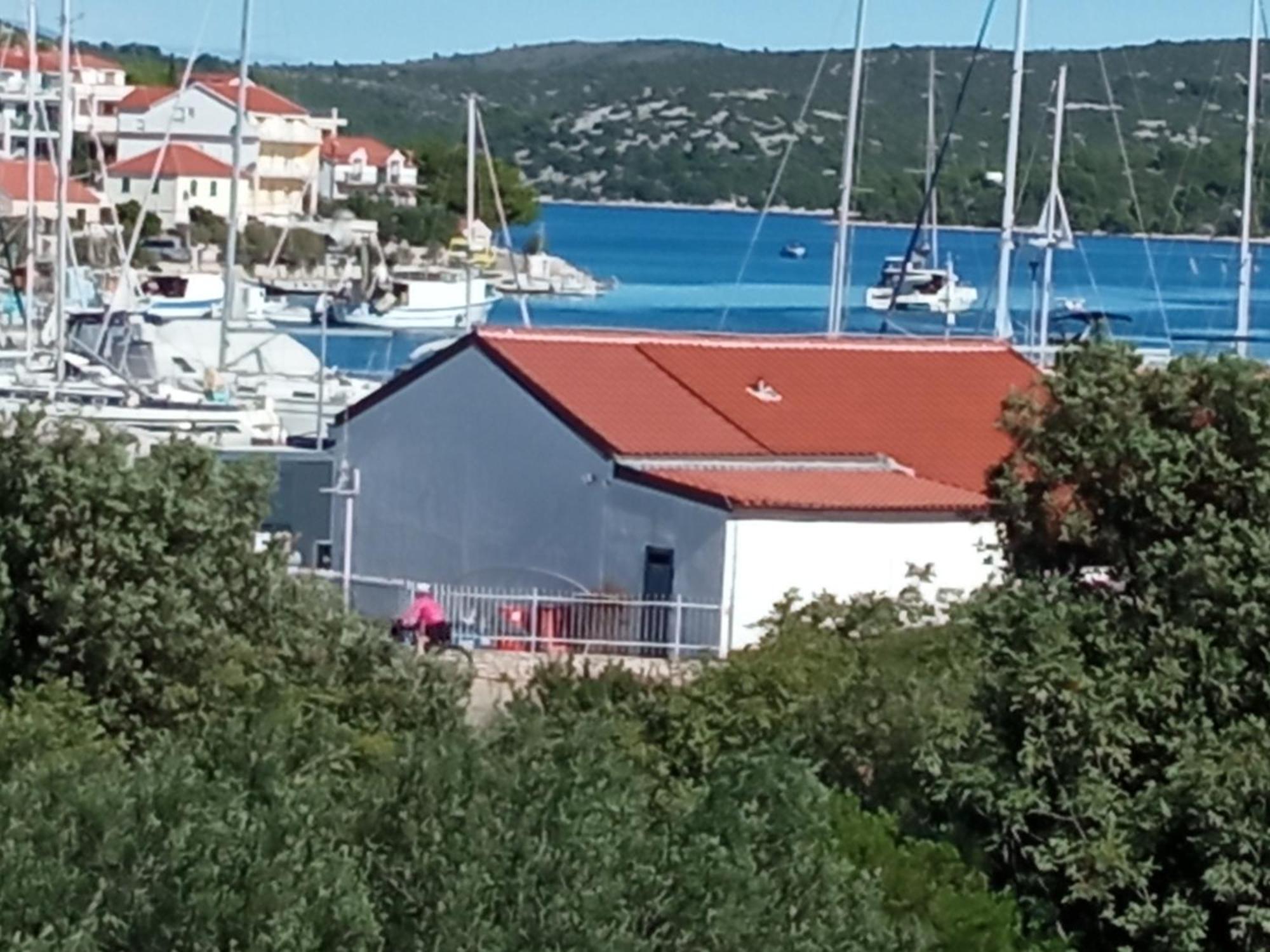 Apartments Lavanda - Free Parking And Grill Jezera Exterior photo